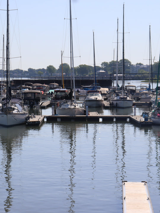 Wood Wick Jar Candle - The Marina